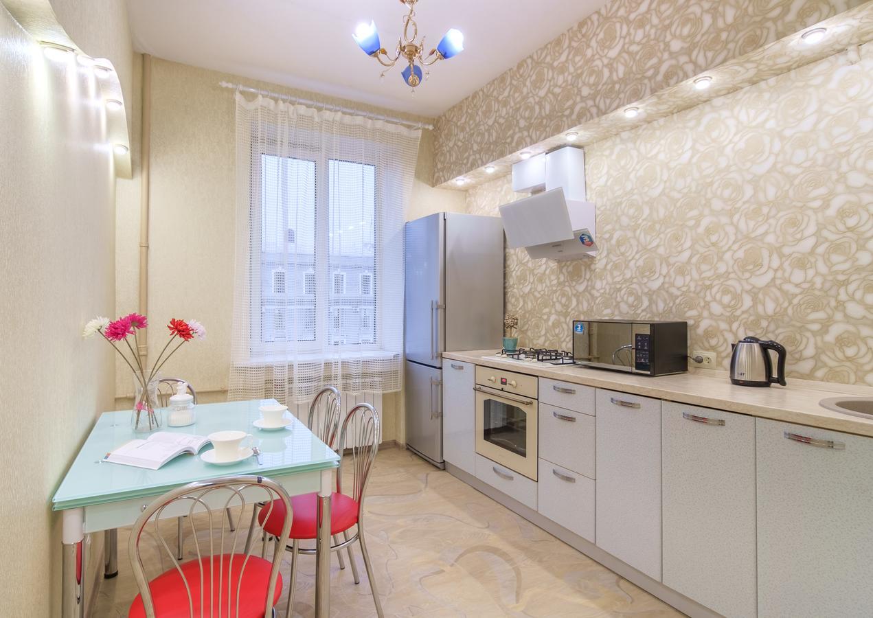Panorama Apartment Kharkiv Bagian luar foto